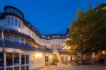 Hotel Bei Nacht, Quelle: Der Achtermann